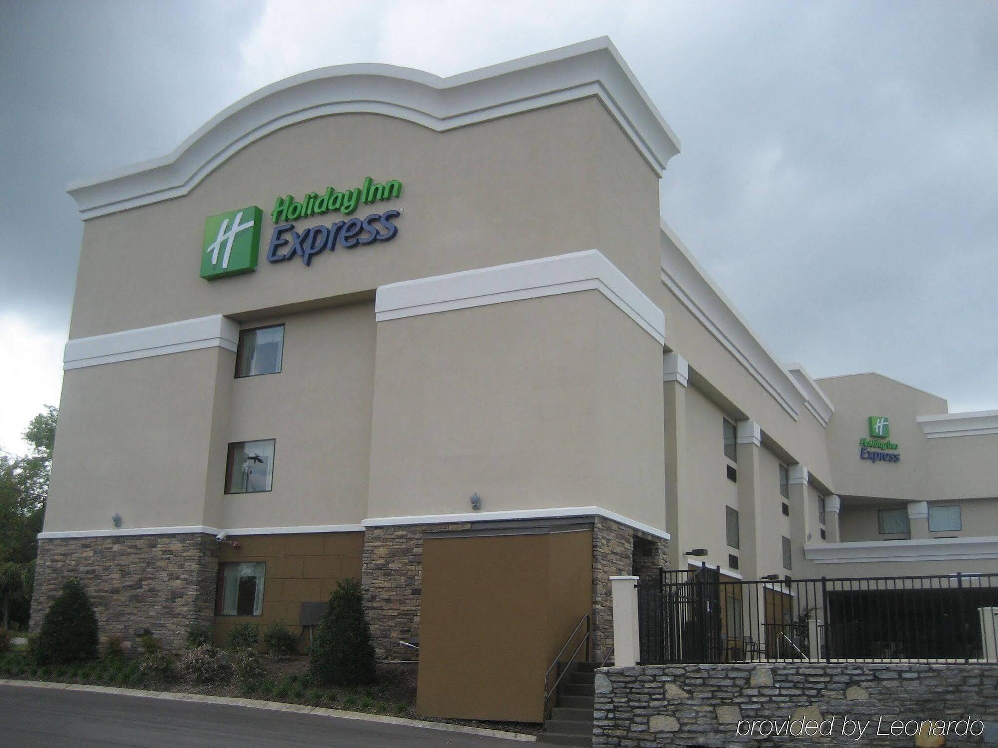 Holiday Inn Express Nashville W-I40 By Ihg Exterior foto
